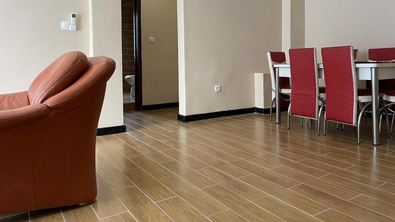 Sky Kenako Hotel Крібі Екстер'єр фото
